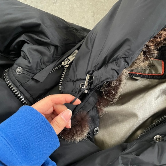 ANDREW MARK Matte Shell Down Jacket - Picture 9 of 10